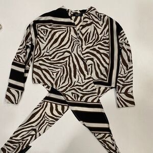 AKIRA Zebra Print Satin Tie Front Blouse Top Size M Medium Long Sleeve